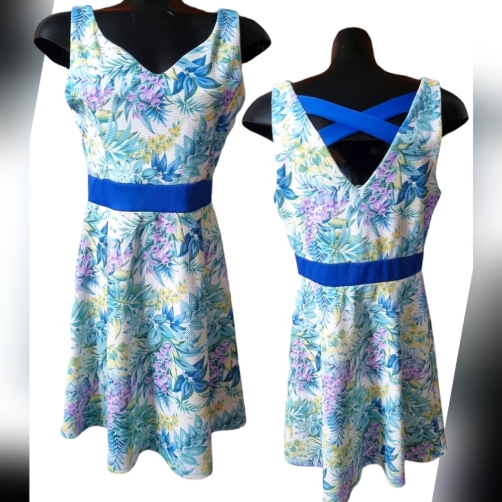 Yellow Star Vintage 90s Fit & Flare Floral Summer Dress